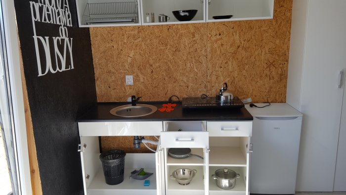 Hotel hel noclegiApartament czteroosobowy studio z balkonem