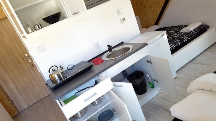 Hotel hel noclegiStudio czteroosobowe małe.