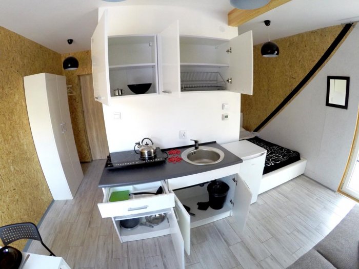 Hotel hel noclegiStudio czteroosobowe małe.