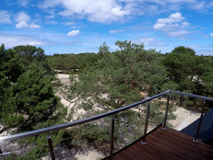 Hotel hel noclegiApartament czteroosobowy z dużym tarasem i oddzielną sypialnią