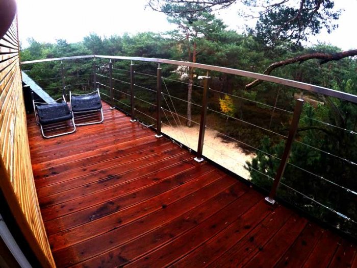 Hotel hel noclegiApartament czteroosobowy z dużym tarasem i oddzielną sypialnią