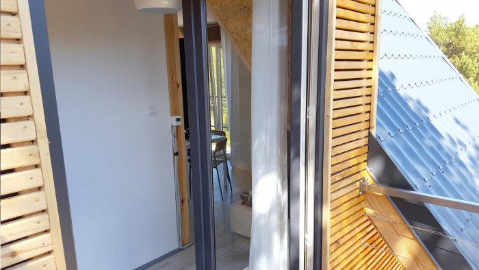 Hotel hel noclegiApartament czteroosobowy studio z balkonem.